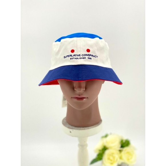 WeSC Unisex Reversible Bucket Hat Small-Med Navy Red White NEW - Picture 5 of 10